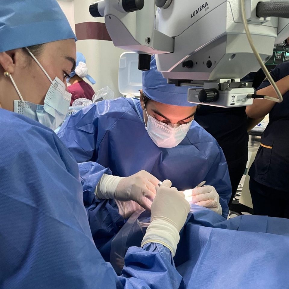 Especialista en Retina y Cirugía Oftalmológica Dr. Emiliano Rodriguez